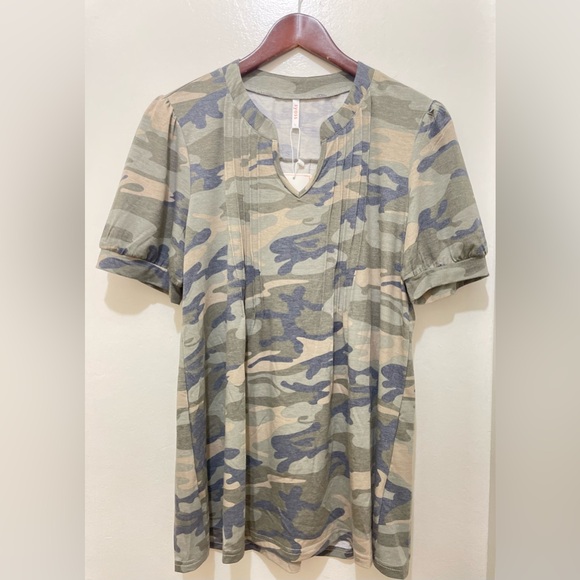 New Shirt SYOSS Women’s Short Sleeve Tunic Top Notch V Neck Camuflaje Green “L”. - Picture 3 of 9